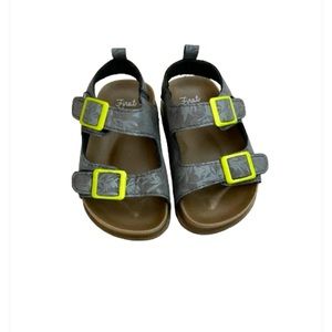 Gray leaf neon green baby size 5 sandals